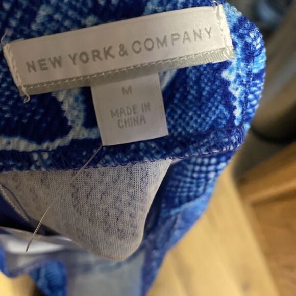 New York & Company NY&C Skirt‎ Medium Blue Snake Print - Picture 4 of 6